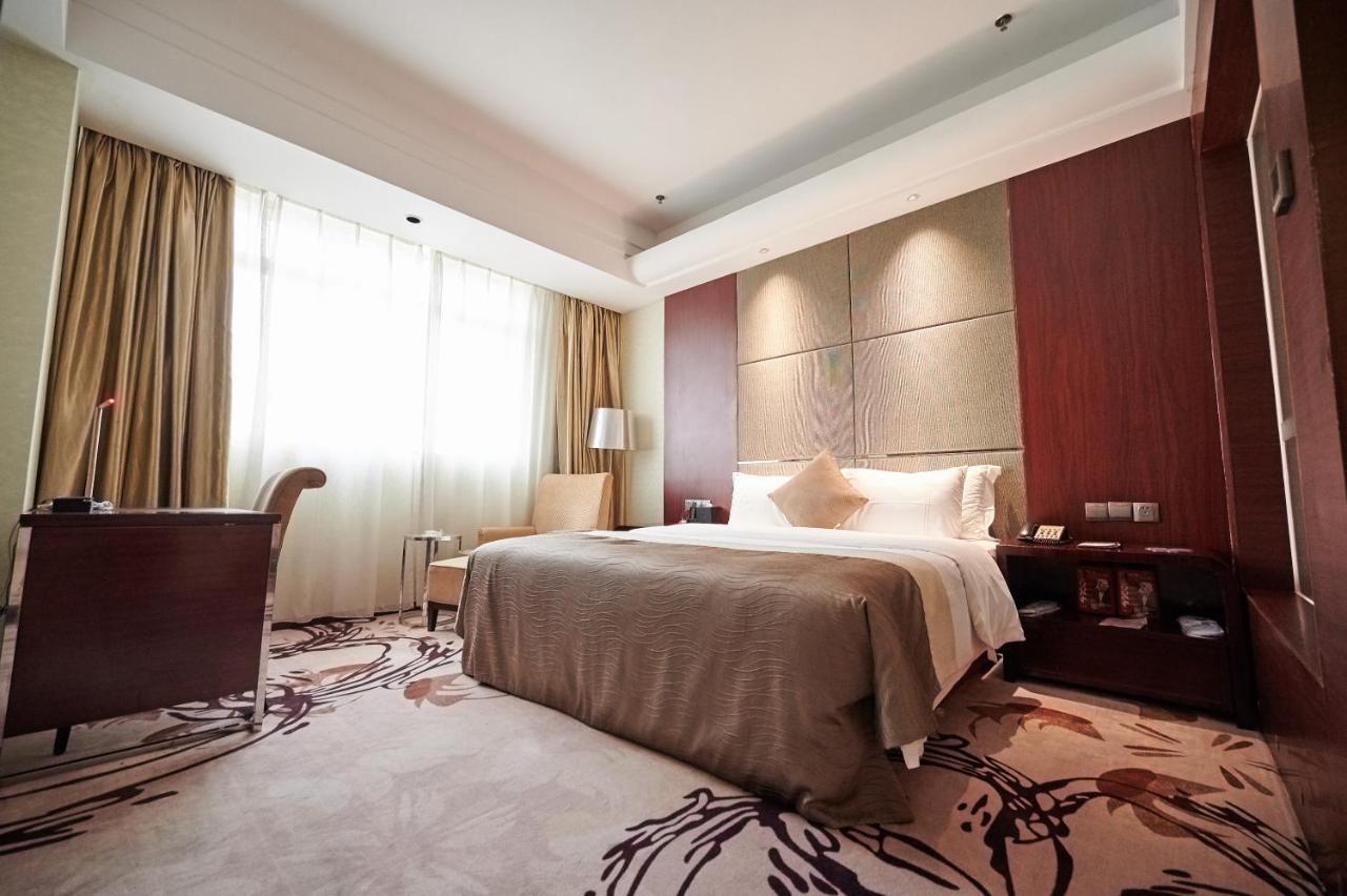 Foshan Jinlai Holiday Hotel Exterior foto